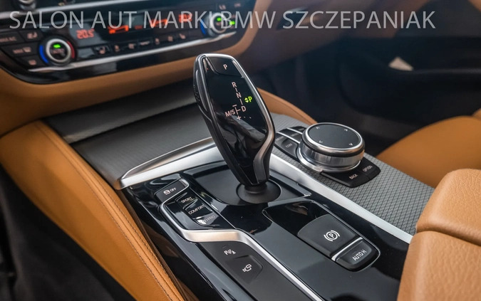 BMW Seria 5 cena 169000 przebieg: 179723, rok produkcji 2018 z Wejherowo małe 781